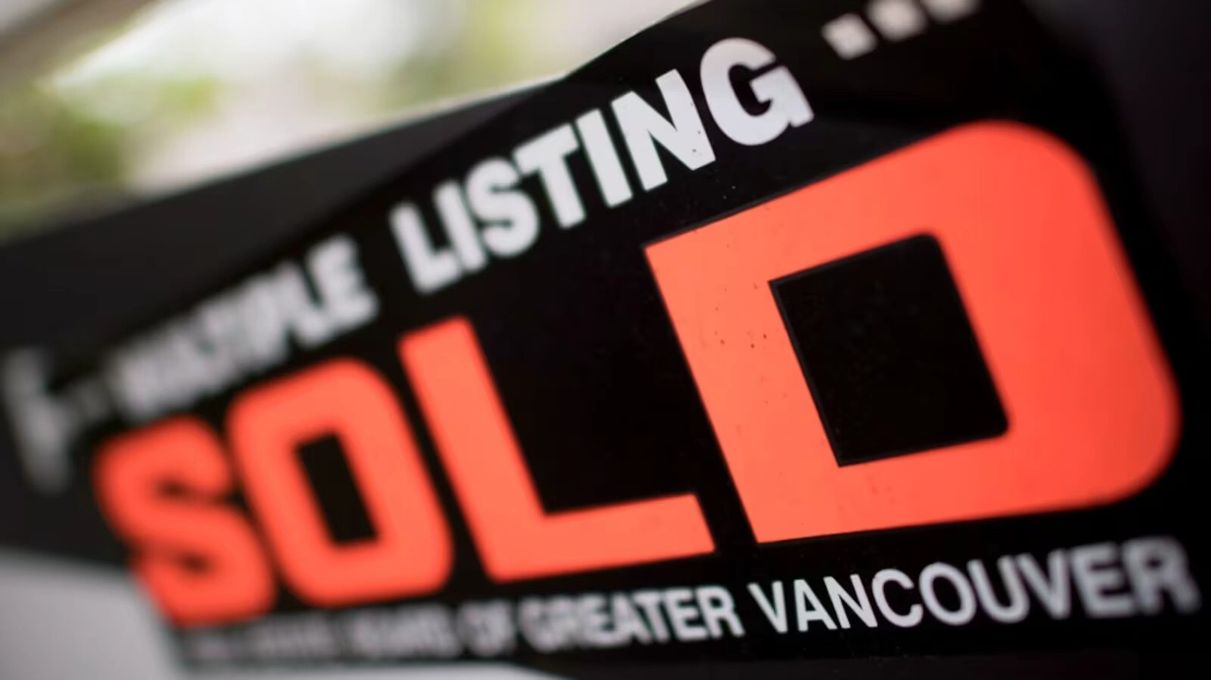 B.C.两家地产经纪公司被紧急暂停牌照！监管机构为何突然出手