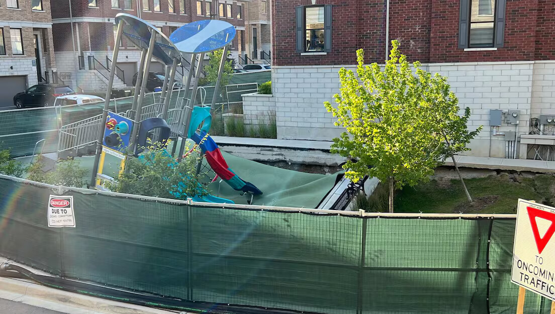 买了新镇屋却要赔 2百万？Vaughan 新建社区水务系统塌陷，谁来负责？