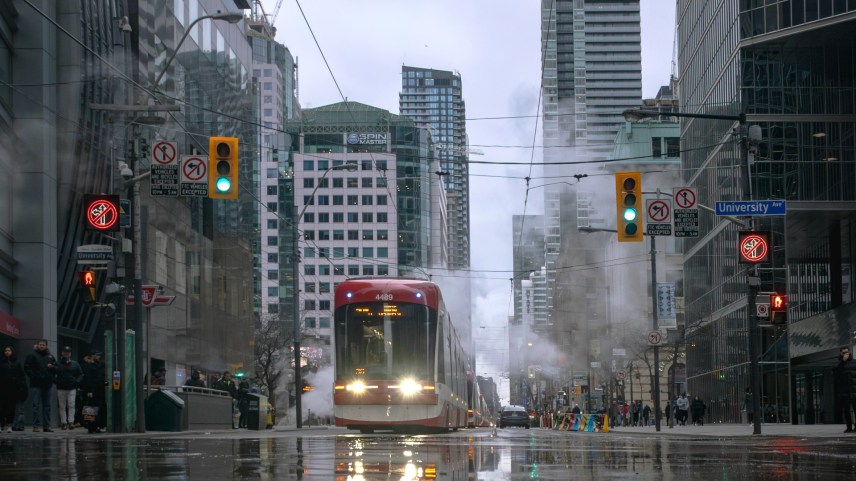 房地产的 60 年大周期走到尽头了？公共交通正在发出危险信号？