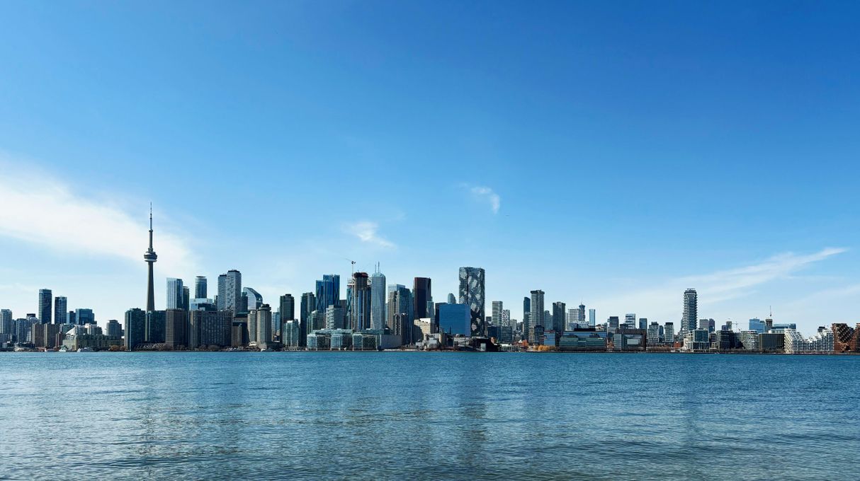 GTA 2025年11月房地产市场分析报告，房屋销售下跌，新挂牌与均价同步下降