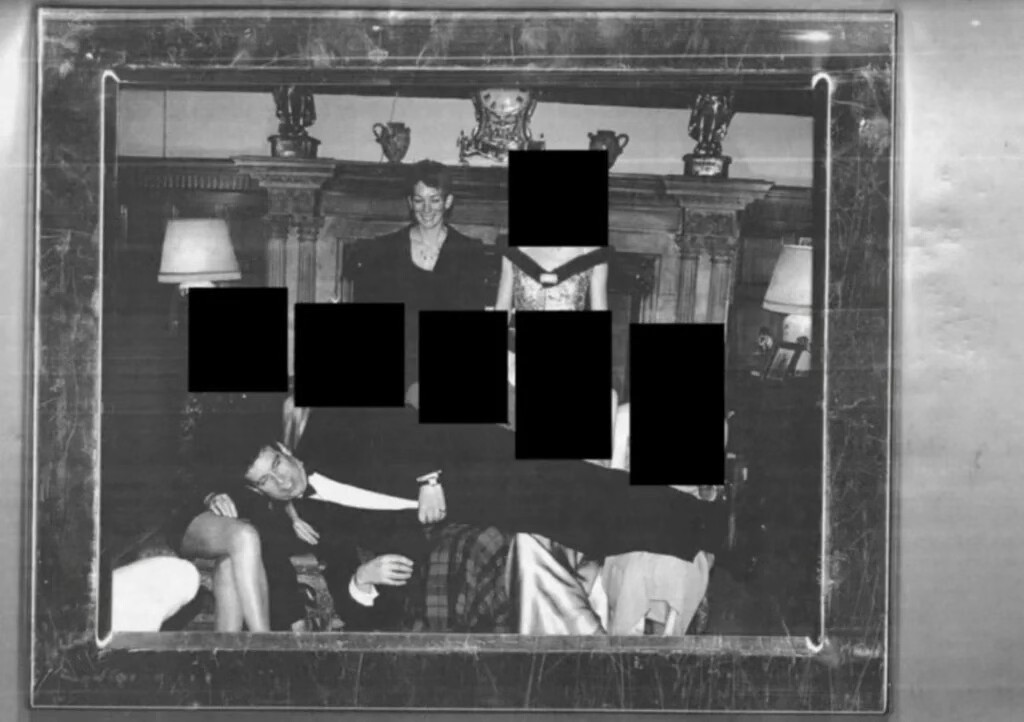 重磅！爱泼斯坦档案曝光，谁上了照片？真相是什么？