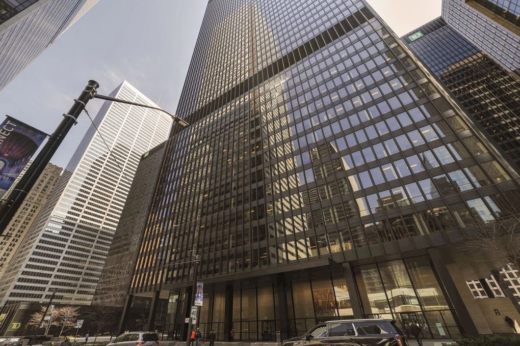 被“叫回办公室”的人多了，多伦多写字楼开始回暖？