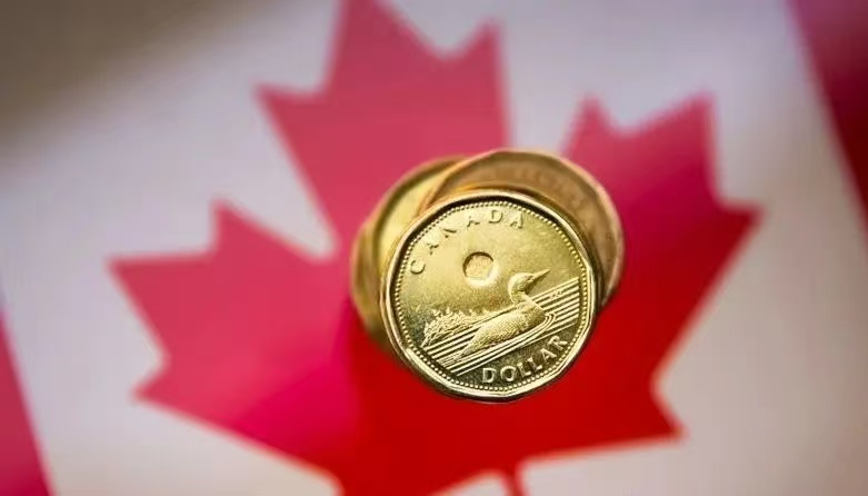 加元崩了！兑人民币一度跌破5，创多年新低