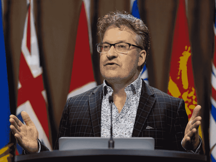 均贫富？多数加拿大人支持“砍”高收入老人OAS！退休夫妇年入超18万照样领福利，这合理吗？