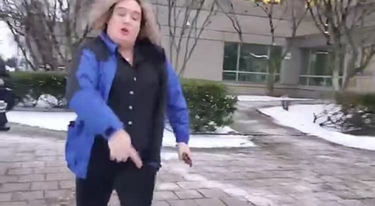 BC房东发警告：遇上“服务犬”租客，对方索赔2.5万！千万别接招