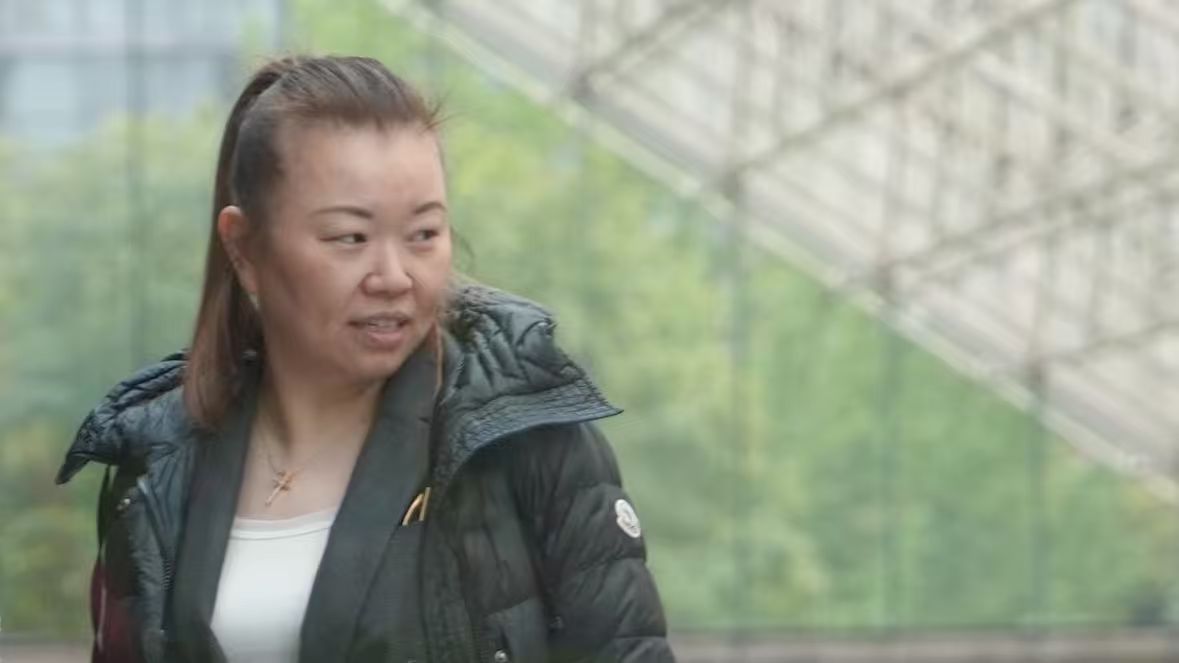 轰然倒下！无视法院命令+隐瞒资产，温哥华千万富翁女开发商被判入狱40天，欠债不还的下场！
